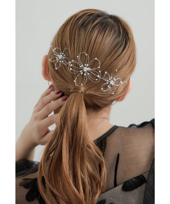 {"color":"\u30b7\u30eb\u30d0\u30fc","info":""}