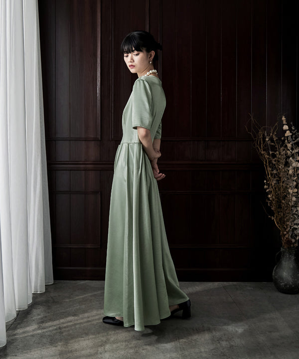 {"color":"\u30ab\u30fc\u30ad","info":"model\uff1aH163cm size\uff1aM"}