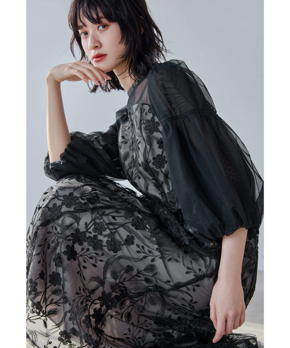 {"color":"\u30d6\u30e9\u30c3\u30af","info":"model\uff1aH166cm size\uff1aM"}