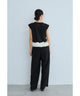 {"color":"\u30d6\u30e9\u30c3\u30af","info":"model\uff1aH165cm size\uff1aM"}