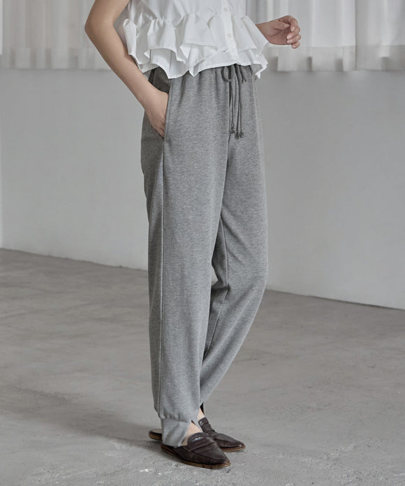 {"color":"\u6762\u30b0\u30ec\u30fc","info":"model\uff1aH166cm size\uff1aM-L"}