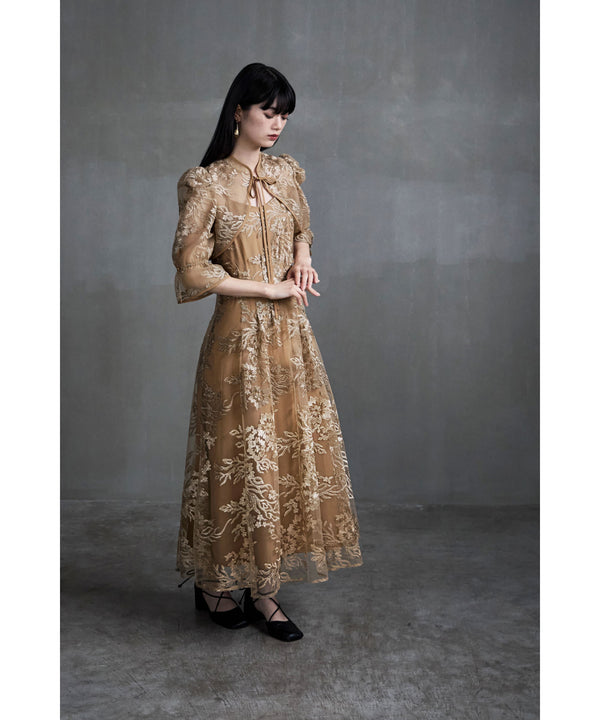 {"color":"\u30d9\u30fc\u30b8\u30e5","info":"model\uff1aH163cm size\uff1aM"}