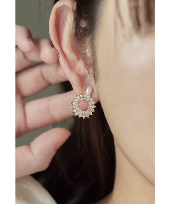 {"color":"\u30b4\u30fc\u30eb\u30c9","info":""}