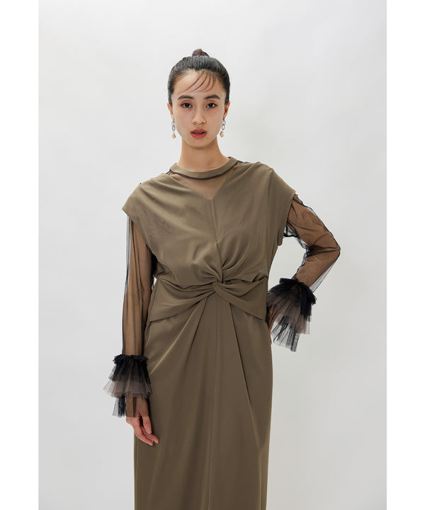 {"color":"\u30d9\u30fc\u30b8\u30e5","info":"model\uff1aH165cm size\uff1aM"}