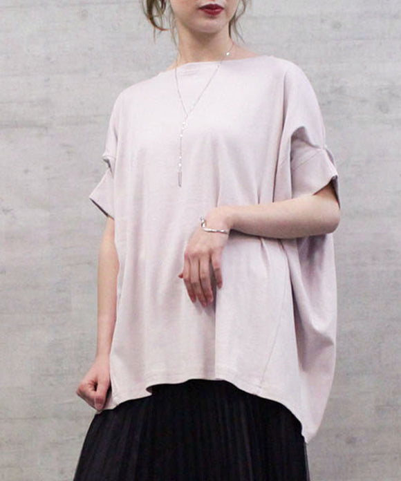 {"color":"\u30d4\u30f3\u30af\u30d9\u30fc\u30b8\u30e5","info":"model\uff1aH166cm size\uff1aM-L"}