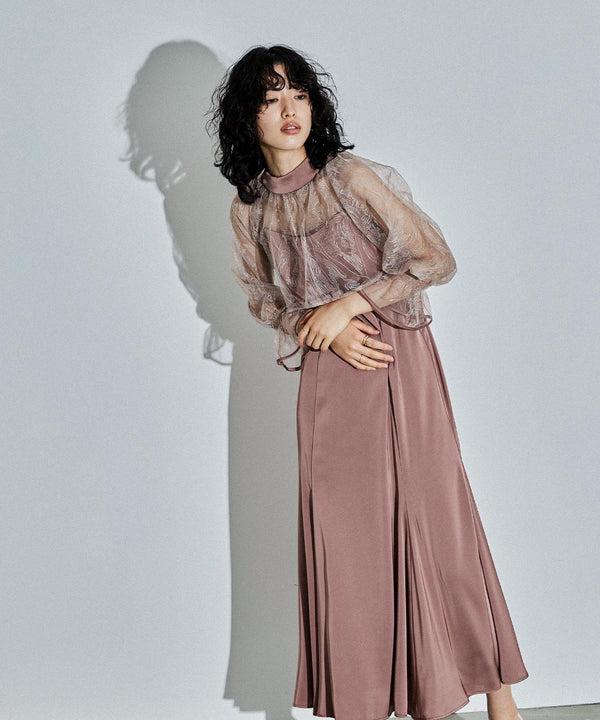 {"color":"\u30d4\u30f3\u30af","info":"model\uff1aH167cm size\uff1aM"}