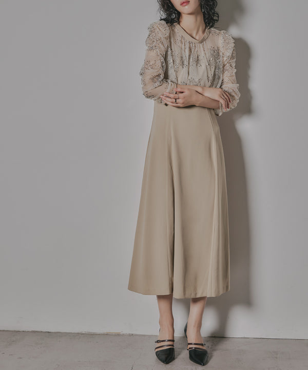 {"color":"\u30d9\u30fc\u30b8\u30e5","info":"model\uff1aH167cm size\uff1aM"}