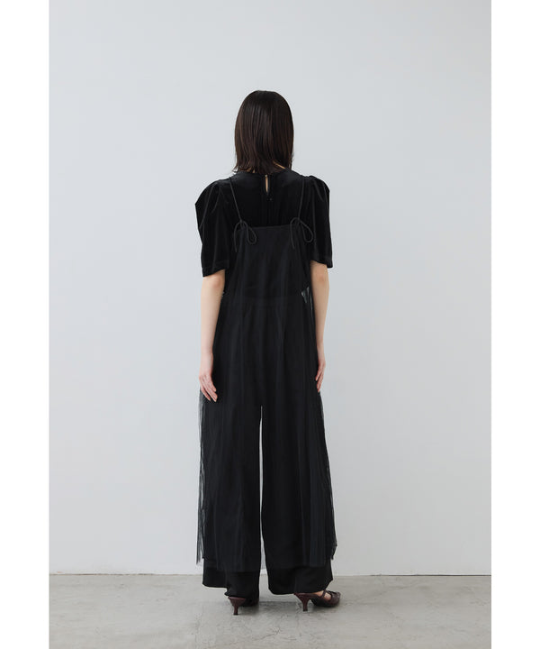 {"color":"\u30d6\u30e9\u30c3\u30af","info":"model\uff1aH166cm size\uff1aM"}