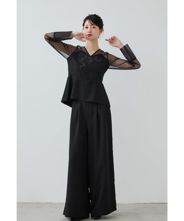 {"color":"\u30d6\u30e9\u30c3\u30af","info":"model\uff1aH166cm size\uff1aM"}