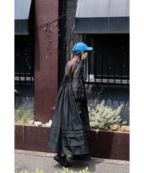 {"color":"\u30d6\u30e9\u30c3\u30af","info":"model\uff1aH163cm size\uff1aM"}