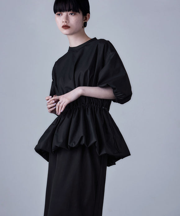 {"color":"\u30d6\u30e9\u30c3\u30af","info":"model\uff1aH163cm size\uff1aM"}