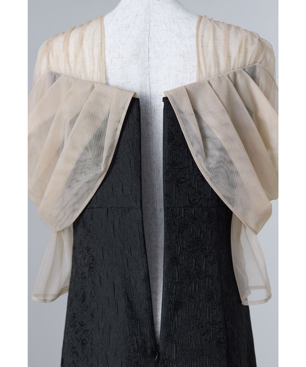 {"color":"","info":""}