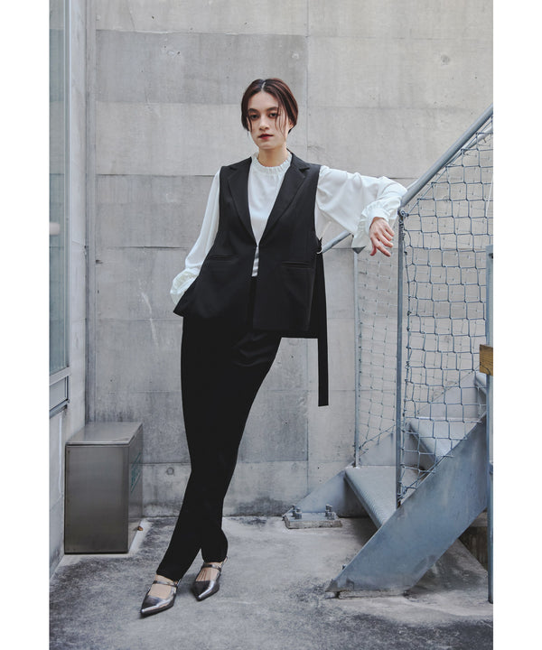 {"color":"\u30d6\u30e9\u30c3\u30af","info":"model\uff1aH165cm size\uff1aM"}