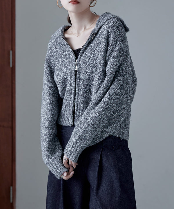 {"color":"\u30b0\u30ec\u30fc","info":"model\uff1aH170cm size\uff1aM"}