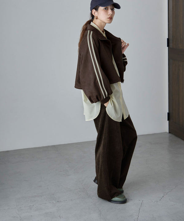 {"color":"\u30d6\u30e9\u30a6\u30f3","info":"model\uff1aH166cm size\uff1aM"}