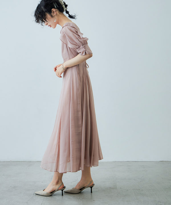 {"color":"\u30d4\u30f3\u30af","info":"model\uff1aH167cm size\uff1aM"}