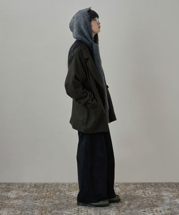 {"color":"\u30d6\u30e9\u30c3\u30af","info":"model\uff1aH163cm size\uff1aF"}
