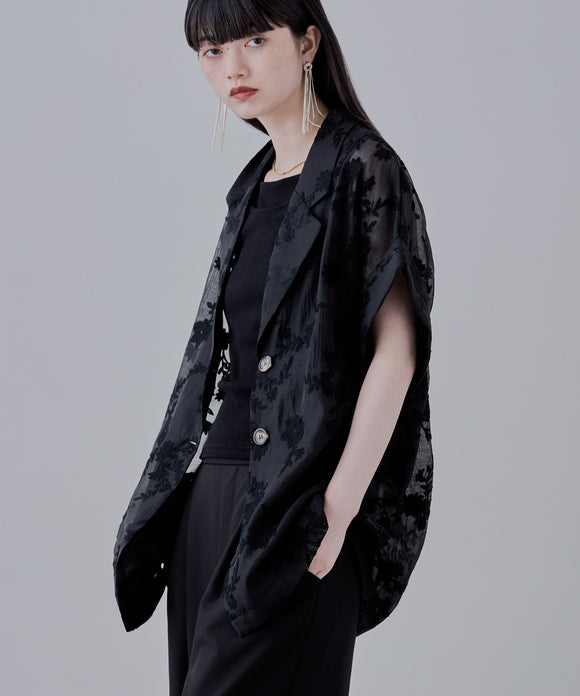 {"color":"\u30d6\u30e9\u30c3\u30af","info":"model\uff1aH163cm size\uff1aM"}