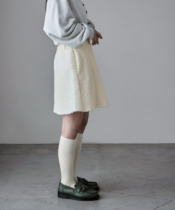 {"color":"\u30a2\u30a4\u30dc\u30ea\u30fc","info":"model\uff1aH163cm size\uff1aF"}