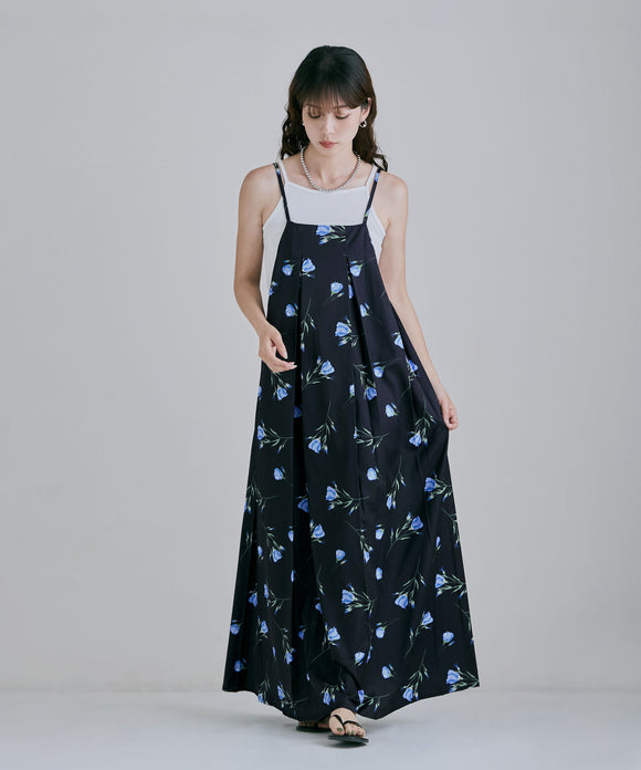 {"color":"\u30d6\u30e9\u30c3\u30af","info":"model\uff1aH166cm size\uff1aF"}