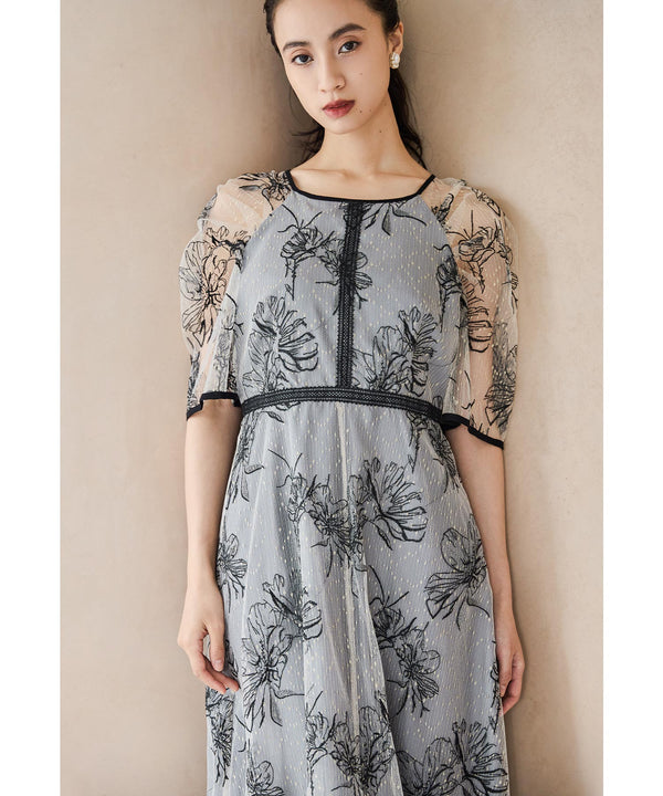 {"color":"\u30b0\u30ec\u30fc","info":"model\uff1aH165cm size\uff1aM"}