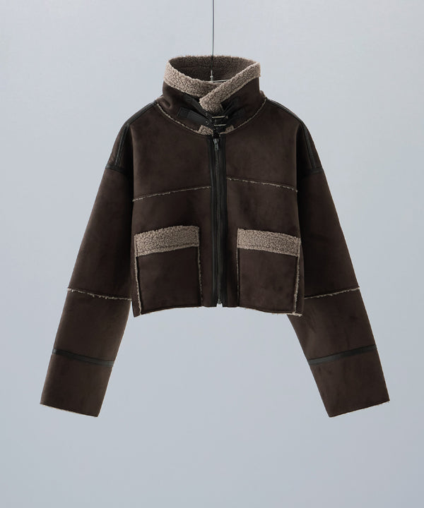 {"color":"\u30d6\u30e9\u30a6\u30f3","info":""}