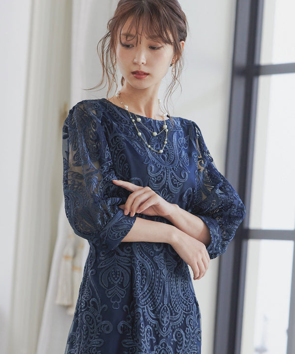 {"color":"\u30cd\u30a4\u30d3\u30fc","info":"model\uff1aH161cm size\uff1aM"}