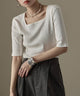 {"color":"\u30aa\u30d5\u30db\u30ef\u30a4\u30c8","info":"model\uff1aH158cm size\uff1aM"}