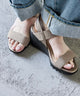 {"color":"\u30aa\u30fc\u30af","info":"model\uff1aH158cm size\uff1aL(23.5-24cm)"}