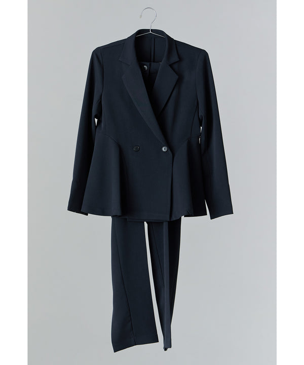 {"color":"\u30cd\u30a4\u30d3\u30fc","info":""}