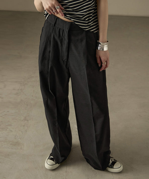 {"color":"\u30d6\u30e9\u30c3\u30af","info":"model\uff1aH158cm size\uff1aM"}