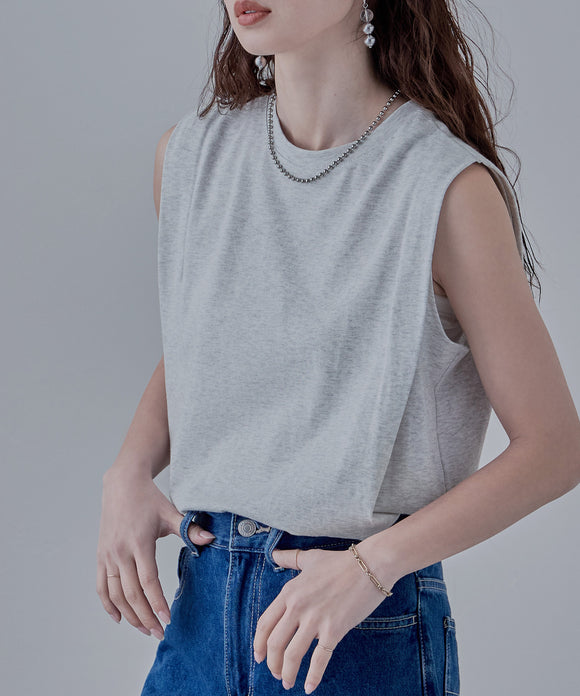 {"color":"\u30aa\u30fc\u30c8\u30df\u30fc\u30eb","info":"model\uff1aH166cm size\uff1aM"}