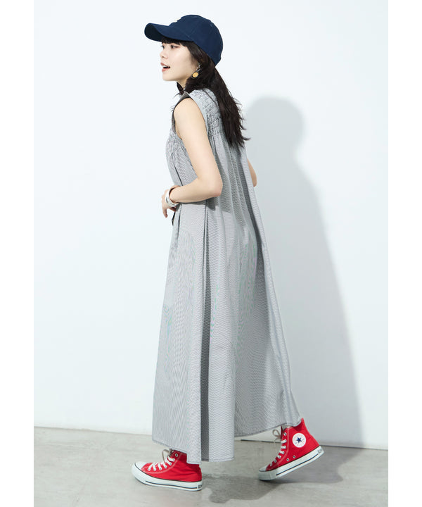 {"color":"\u30d6\u30e9\u30c3\u30af\u30b9\u30c8\u30e9\u30a4\u30d7","info":"model\uff1aH157cm size\uff1aM"}