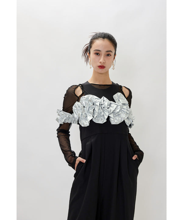 {"color":"\u30d6\u30e9\u30c3\u30af","info":"model\uff1aH165cm size\uff1aM"}