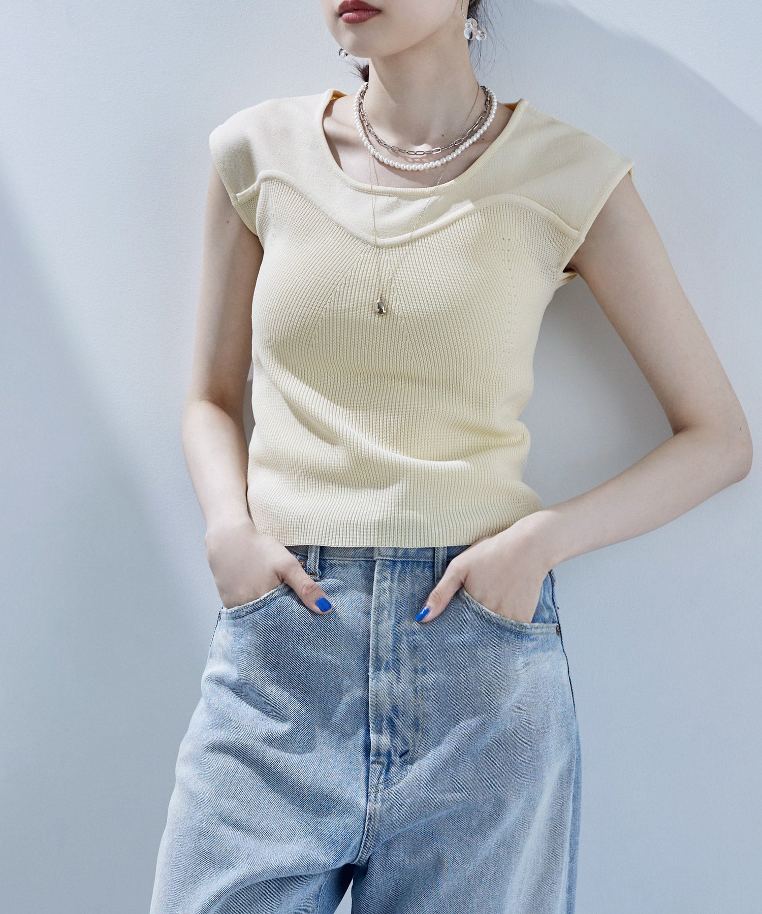 B448-72 ANNA MOLINARI フレンチスリーブ ニット 38 予約]フレンチスリーブシアーニットトップス/ホワイト – Lumier