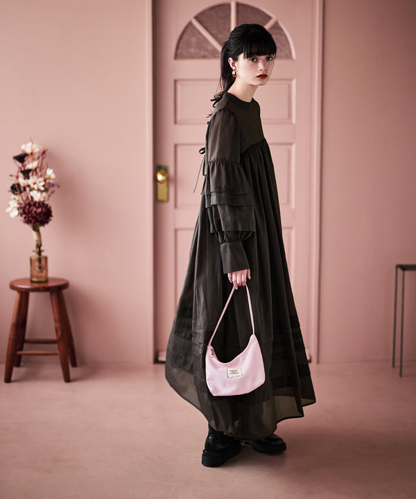 {"color":"\u30d6\u30e9\u30a6\u30f3","info":"model\uff1aH163cm size\uff1aM"}