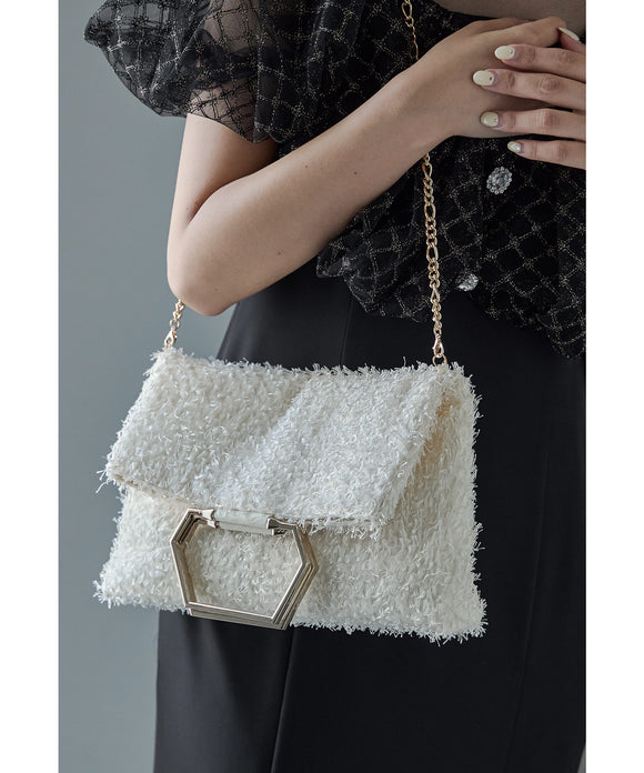 {"color":"\u30d9\u30fc\u30b8\u30e5","info":""}