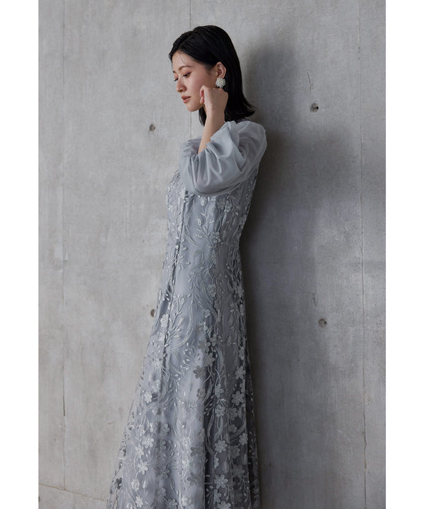 {"color":"\u30d6\u30eb\u30fc\u30b0\u30ec\u30fc","info":"model\uff1aH166cm size\uff1aM"}