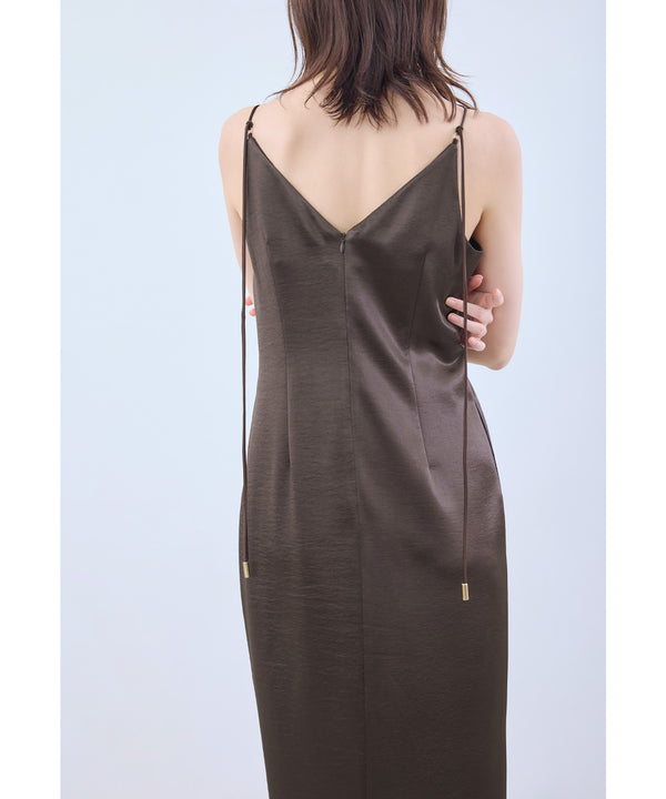 {"color":"\u30d6\u30e9\u30a6\u30f3","info":"model\uff1aH166cm size\uff1aM"}