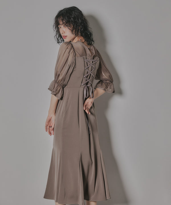 {"color":"\u30aa\u30ec\u30f3\u30b8","info":"model\uff1aH167cm size\uff1aM(SHORT)"}