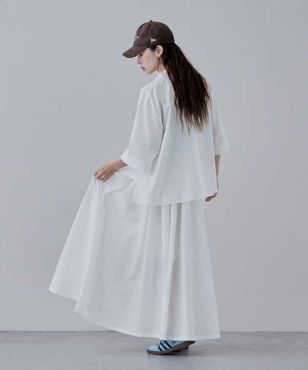 {"color":"\u30db\u30ef\u30a4\u30c8","info":"model\uff1aH166cm size\uff1aM"}
