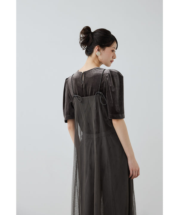 {"color":"\u30d6\u30e9\u30a6\u30f3","info":"model\uff1aH166cm size\uff1aM"}