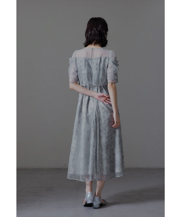 {"color":"\u30d6\u30eb\u30fc\u30b0\u30ec\u30fc","info":"model\uff1aH166cm size\uff1aM"}