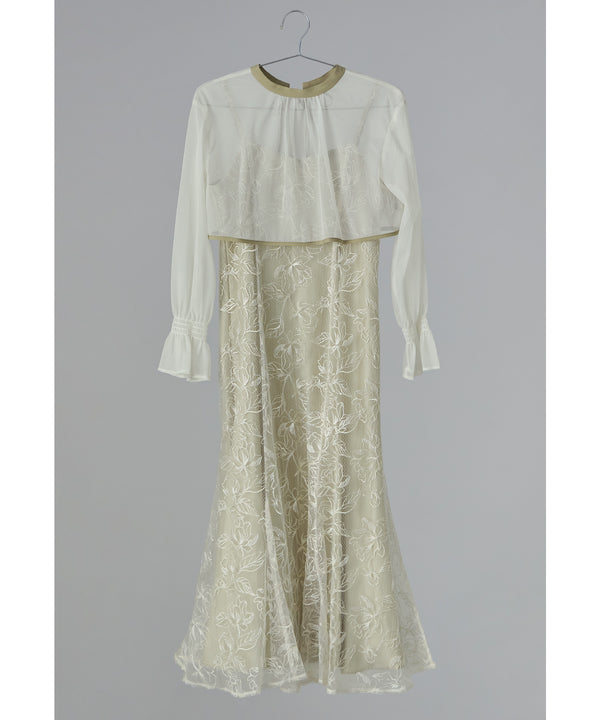 {"color":"\u30a4\u30a8\u30ed\u30fc","info":""}