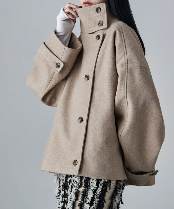 {"color":"\u30d9\u30fc\u30b8\u30e5","info":"model\uff1aH163cm size\uff1aM"}