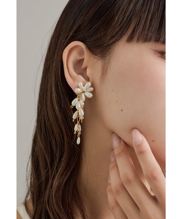 {"color":"\u30b4\u30fc\u30eb\u30c9","info":""}