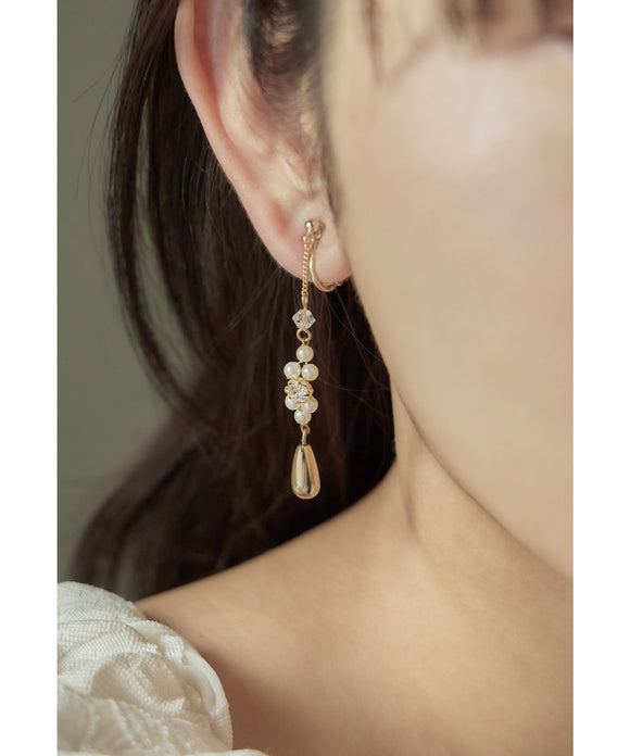 {"color":"\u30aa\u30d5\u30db\u30ef\u30a4\u30c8","info":""}