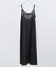 {"color":"\u30d6\u30e9\u30c3\u30af","info":"model\uff1aH157cm size\uff1aM"}