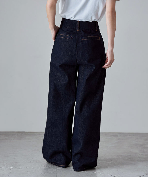 {"color":"\u30d6\u30eb\u30fc","info":"model\uff1aH166cm size\uff1aM"}