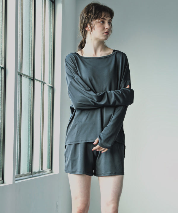 {"color":"\u30c1\u30e3\u30b3\u30fc\u30eb","info":"model\uff1aH166cm size\uff1aM-L"}